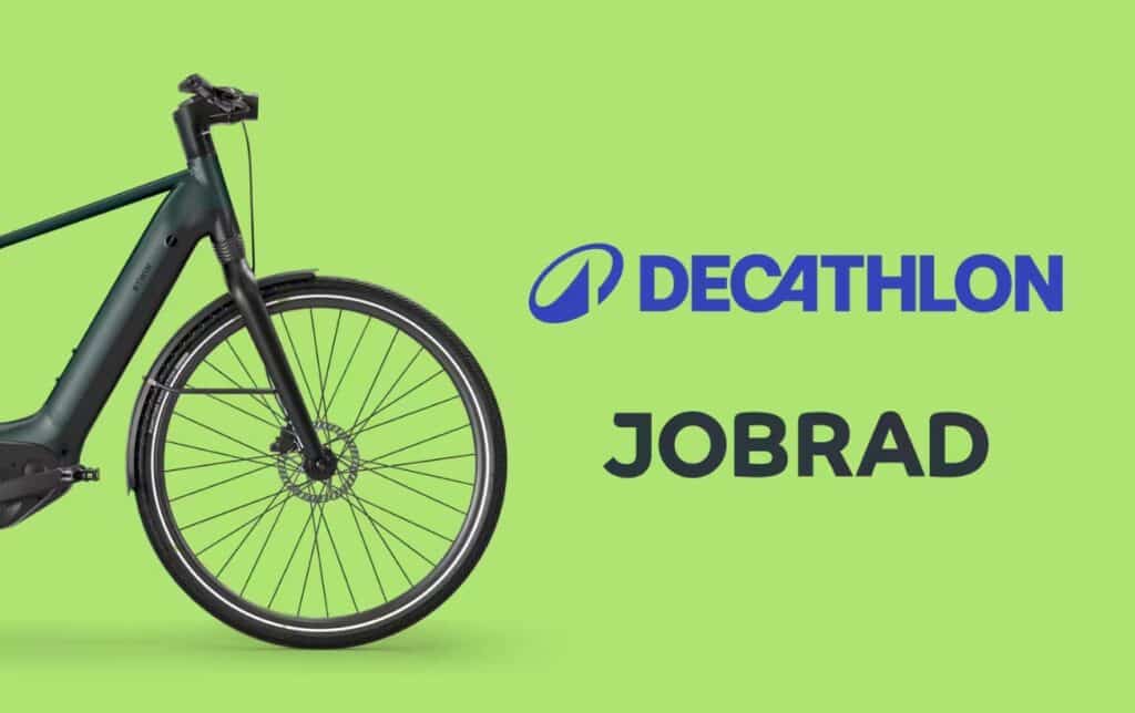 Fahrrad und die Logos von Decathlon und Jobrad