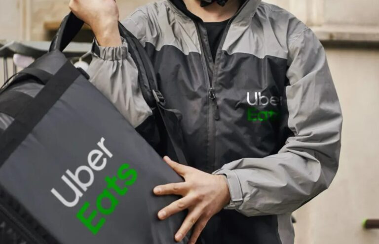 Uber Eats Rider und Rucksack