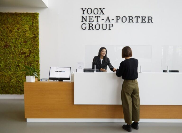 Empfang im Headquarter von YOOX Net-A-Porter
