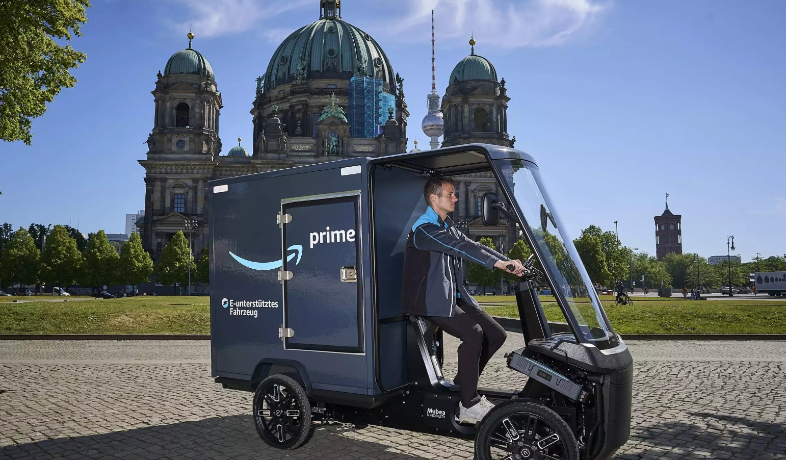 Amazon Prime E-Fahrzeug zur Auslieferung