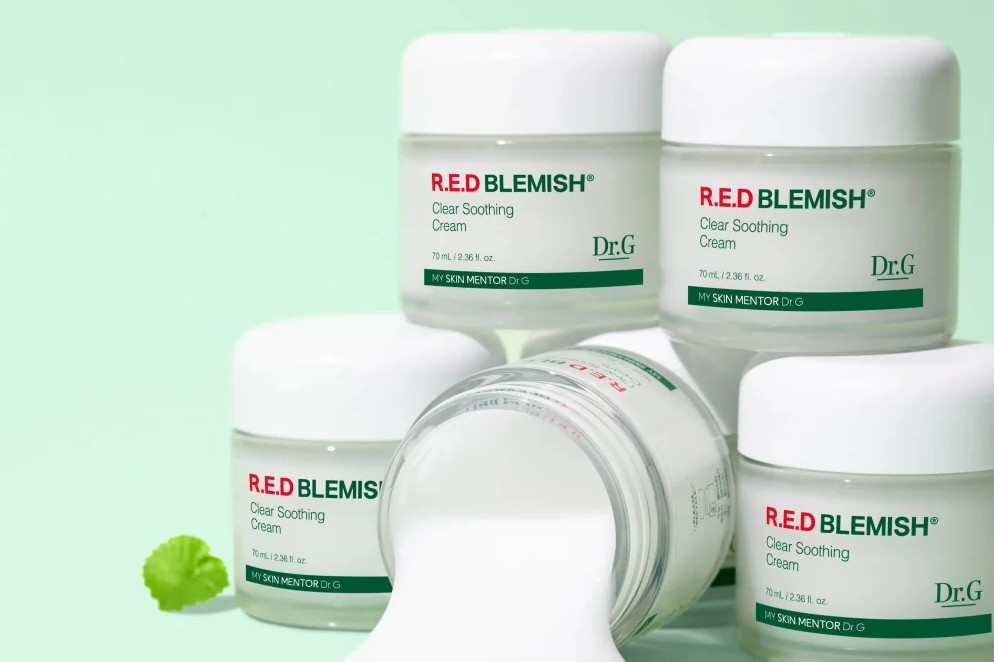 Mehrere Packungen von der Red Blemish Cream von Dr. G