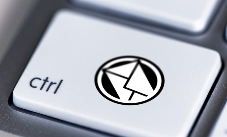 Ctrl-Taste mit Email-Symbol