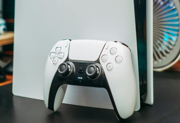 Controller einer Playstation 5