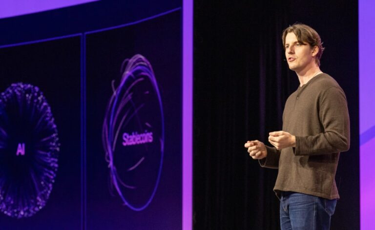 Stripe CEO auf Konferenz zu AI und Staplecoin