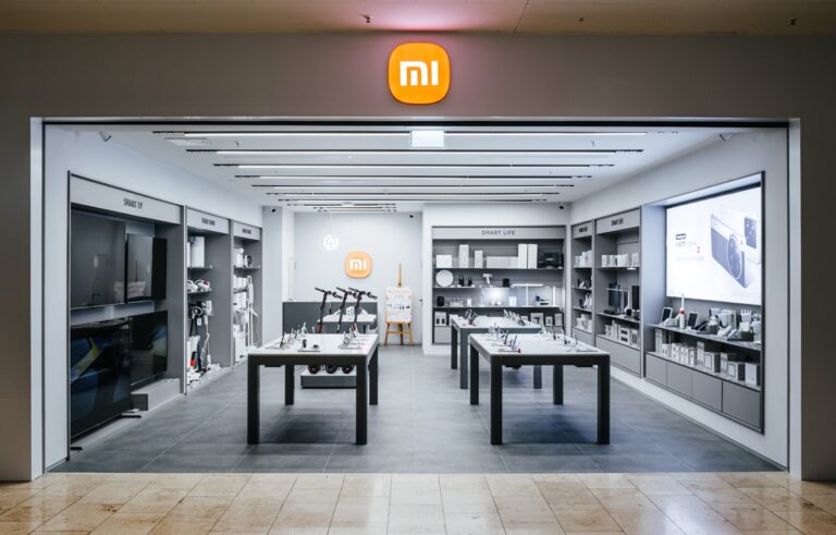 Erster Xiaomi Store im Einkaufszentrum Limbecker Platz in Essen
