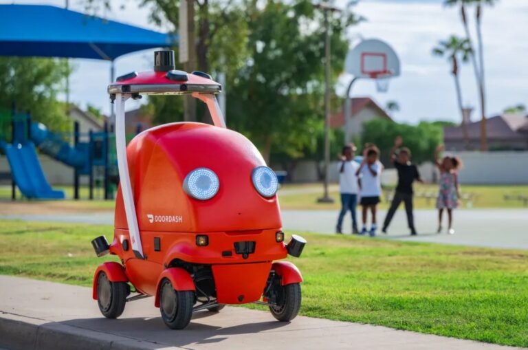 DoorDash Lieferroboter Dot