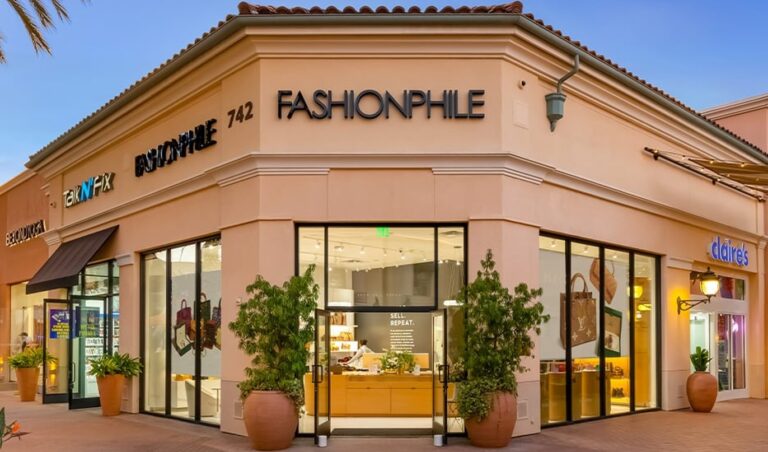 Fashionphile Store von aussen