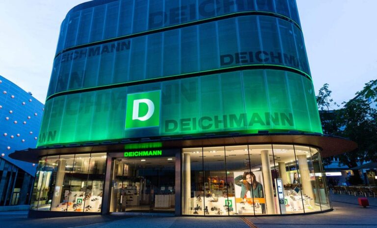 Frontansicht eines DEICHMANN Flagship Store