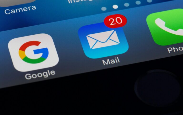 E Mail App Icon auf einem iPhone