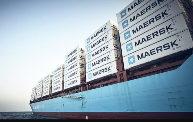 Grosses Container Schiff von Maersk