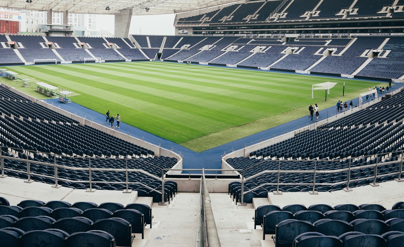 Leeres Fussballstadion in Portugal
