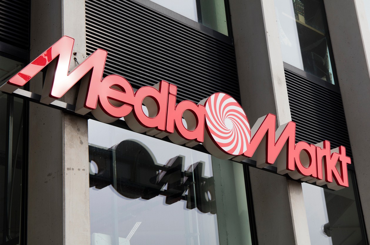MediaMarkt Logo auf einer Haeuserfassade