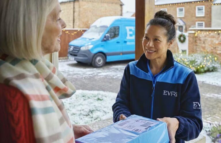 Paketzustellerin von Evri