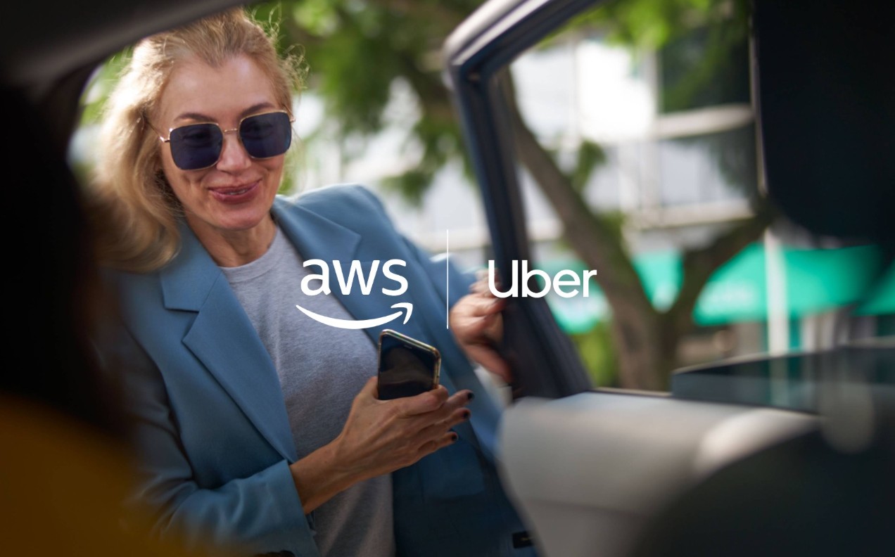 Logos von AWS und Uber