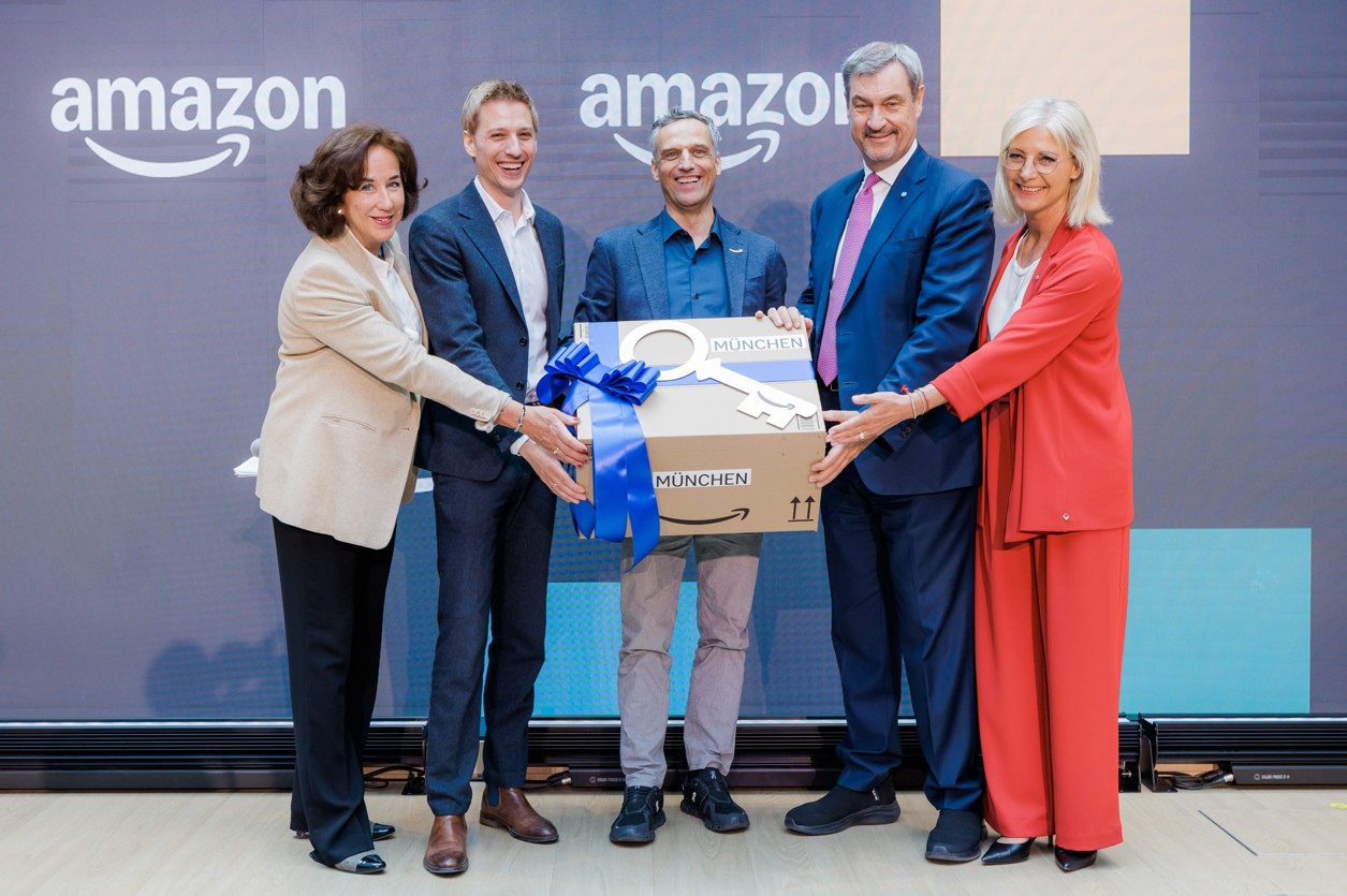 Pressebild zur Eroeffnung des neuen Amazon Campus in Muenchen