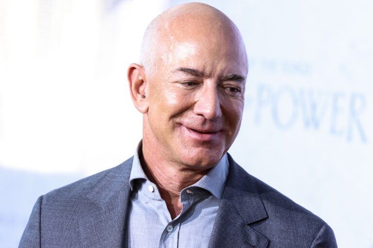 Portrait von Amazon Gruender Jeff Bezos