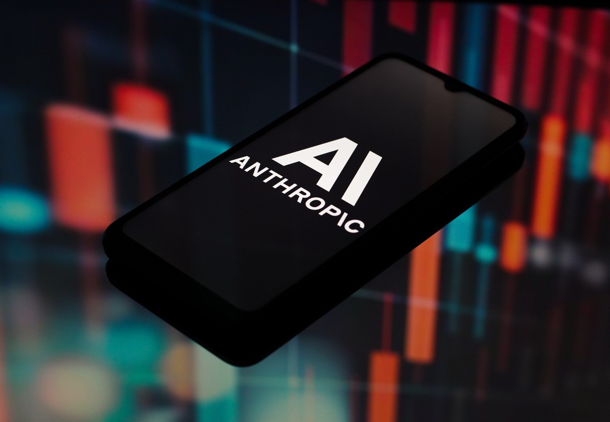 AI und Anthropic Logo auf einem Smartphone