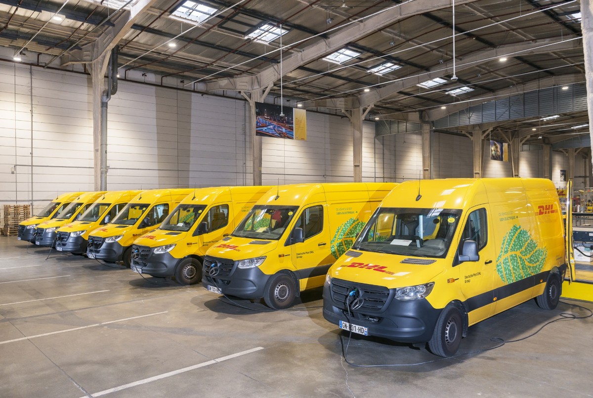 Mercedes E Sprinter von DHL