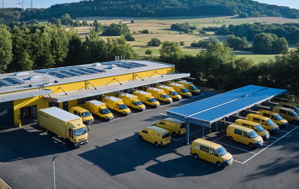 Zustellzentrum und Elektro Fuhrpark von DHL