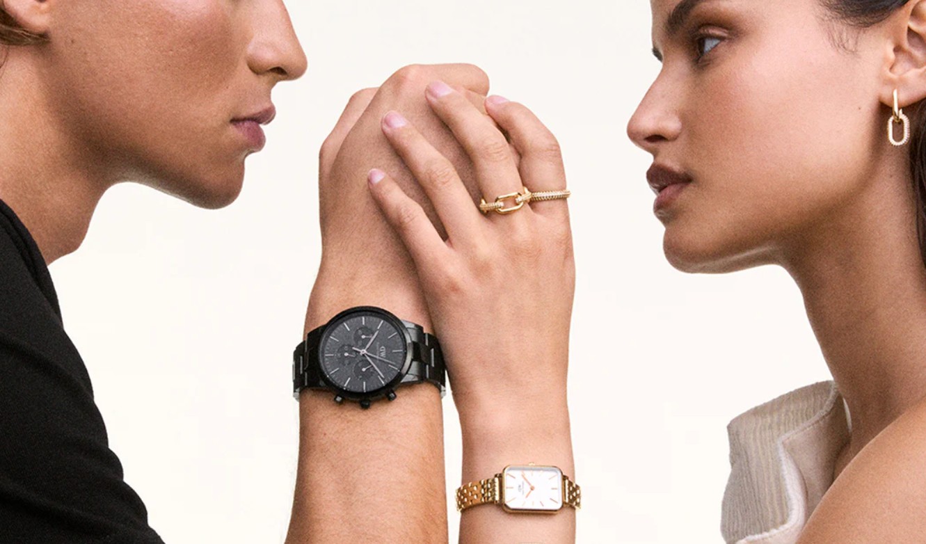 Mann und Frau mit Uhren von Daniel Wellington