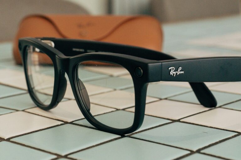 Meta Ray Ban Smart Glasses