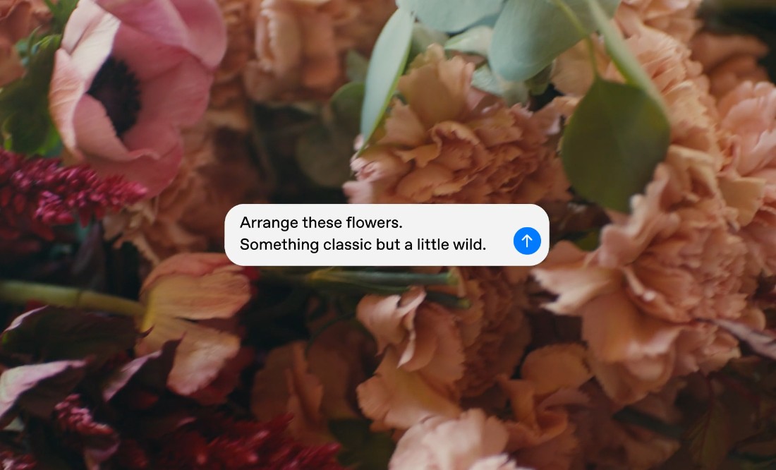 ChatGPT Images Prompt vor einem Strauss Blumen