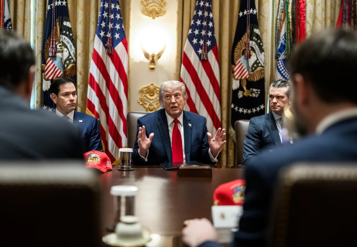 Donald Trump in einem Kabinettsmeeting im Weissen Haus