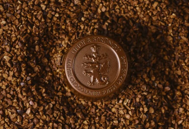 Lindt Spruengli Logo auf einem Schokoladentaler