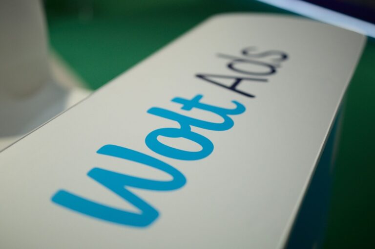 Grosses Logo von Wolt Ads